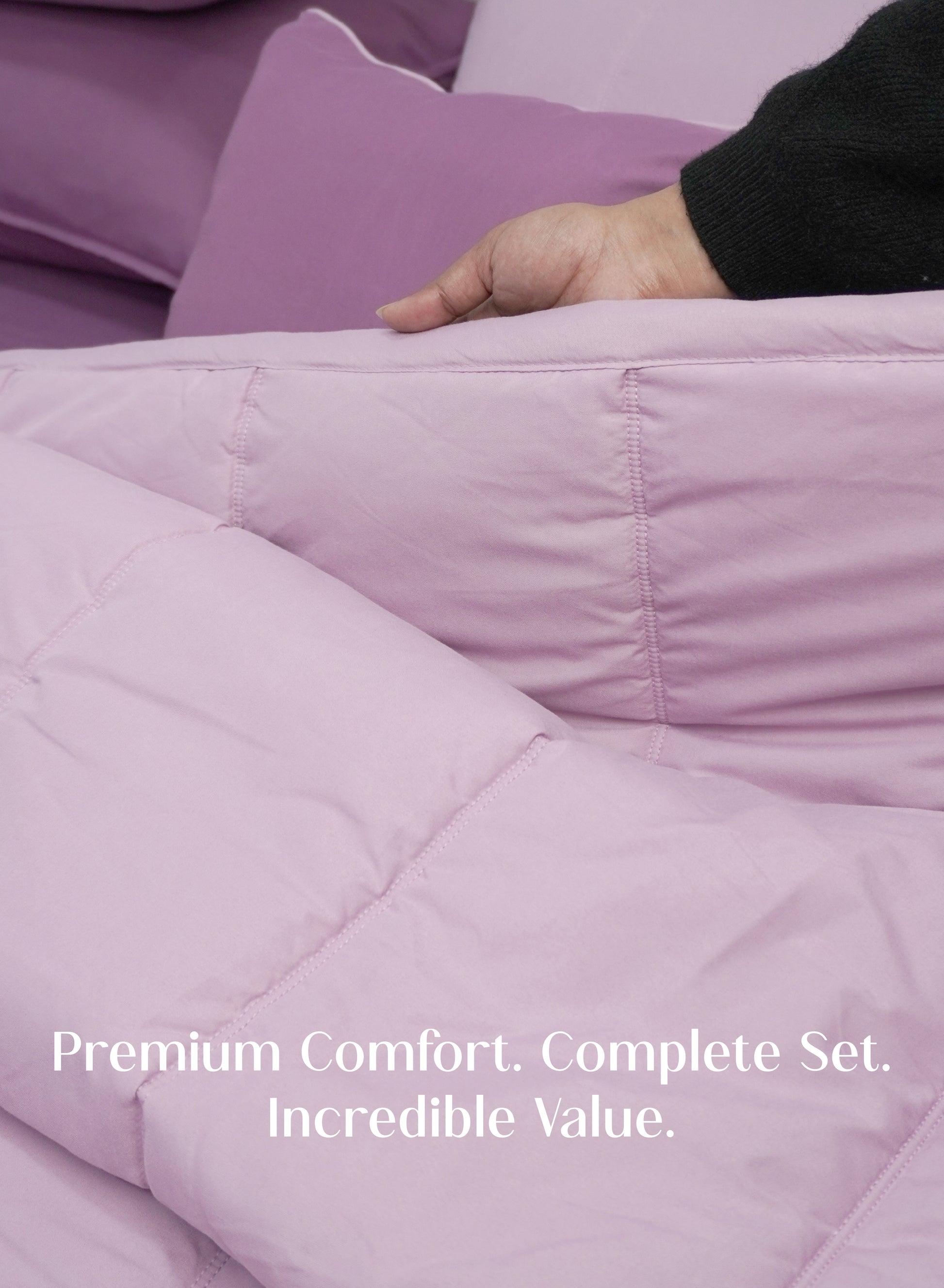 Home Crayons Cocoon AC Comforter Set | 5-Piece Designer Bed Set for Modern Homes | Lilac Daisy