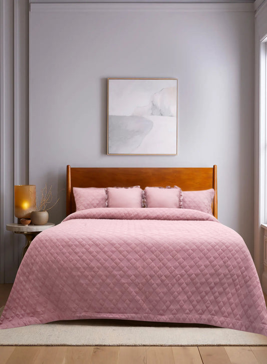Home Crayons CloudTouch™ Comforter Set | All-Season | 33% Oversized | Includes 2 Pillow Covers & 2 Cushion Covers | Flamingo