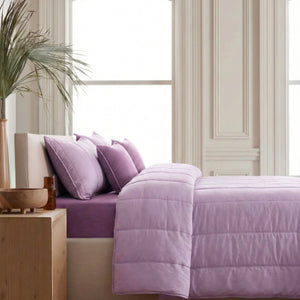 Home Crayons Cocoon AC Comforter Set | 5-Piece Designer Bed Set for Modern Homes | Lilac Daisy